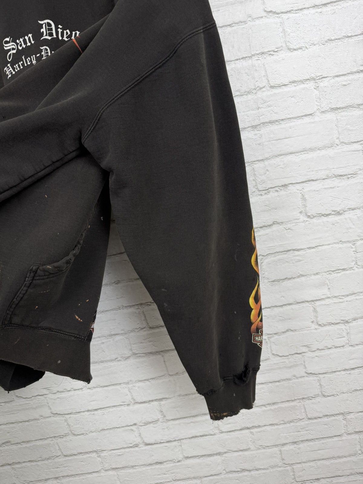 Harley Davidson (XL) THRASHED OUT FLAMES Harley Davidson Zip Up Hoodie Size US XL / EU 56 / 4 - 17 Thumbnail