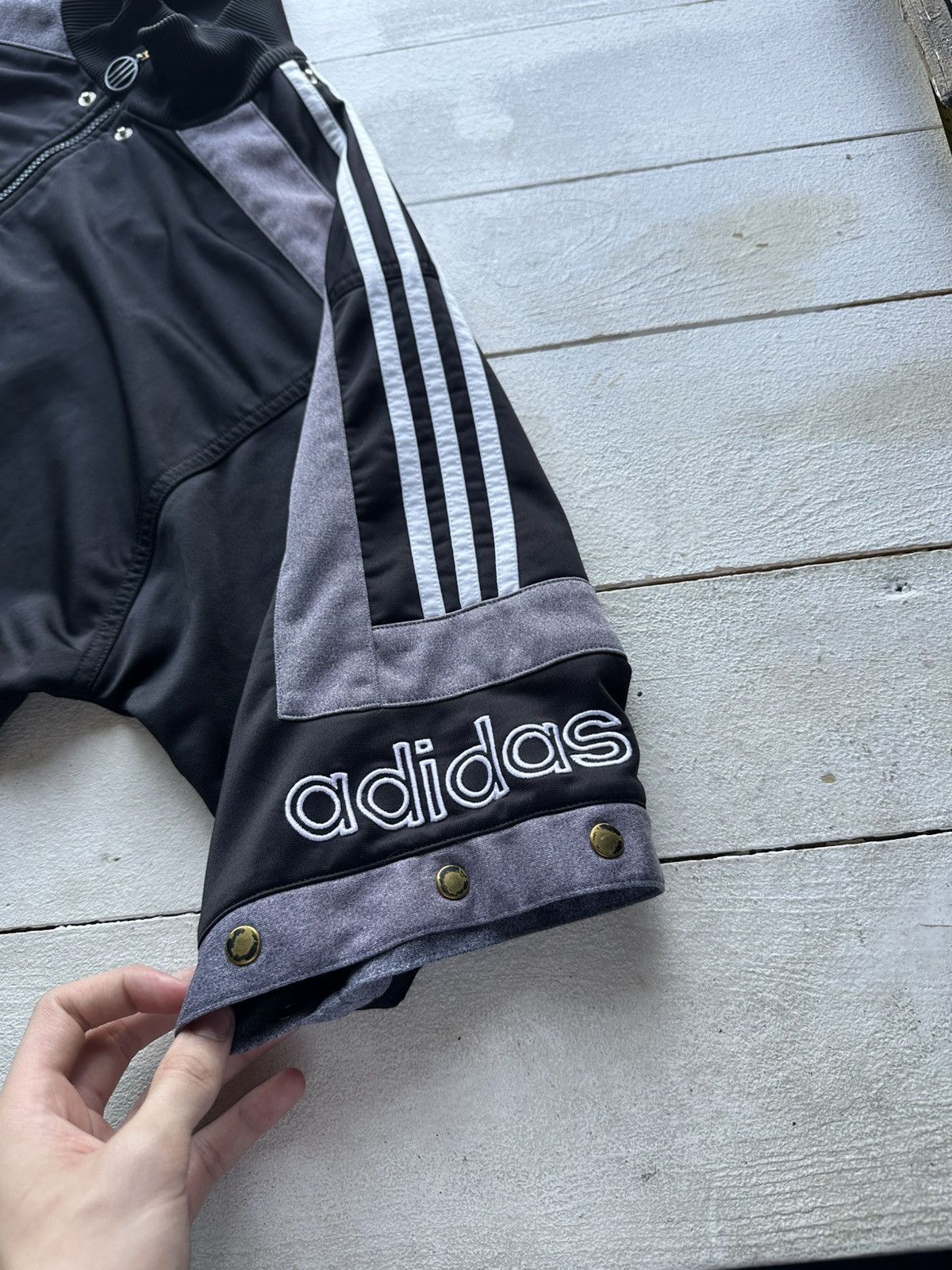 Adidas 🚨 VINTAGE ADIDAS BIG LIGO Y2K BALENCI STYLE ARCHIVE OVERSIZE Size US M / EU 48-50 / 2 - 9 Thumbnail