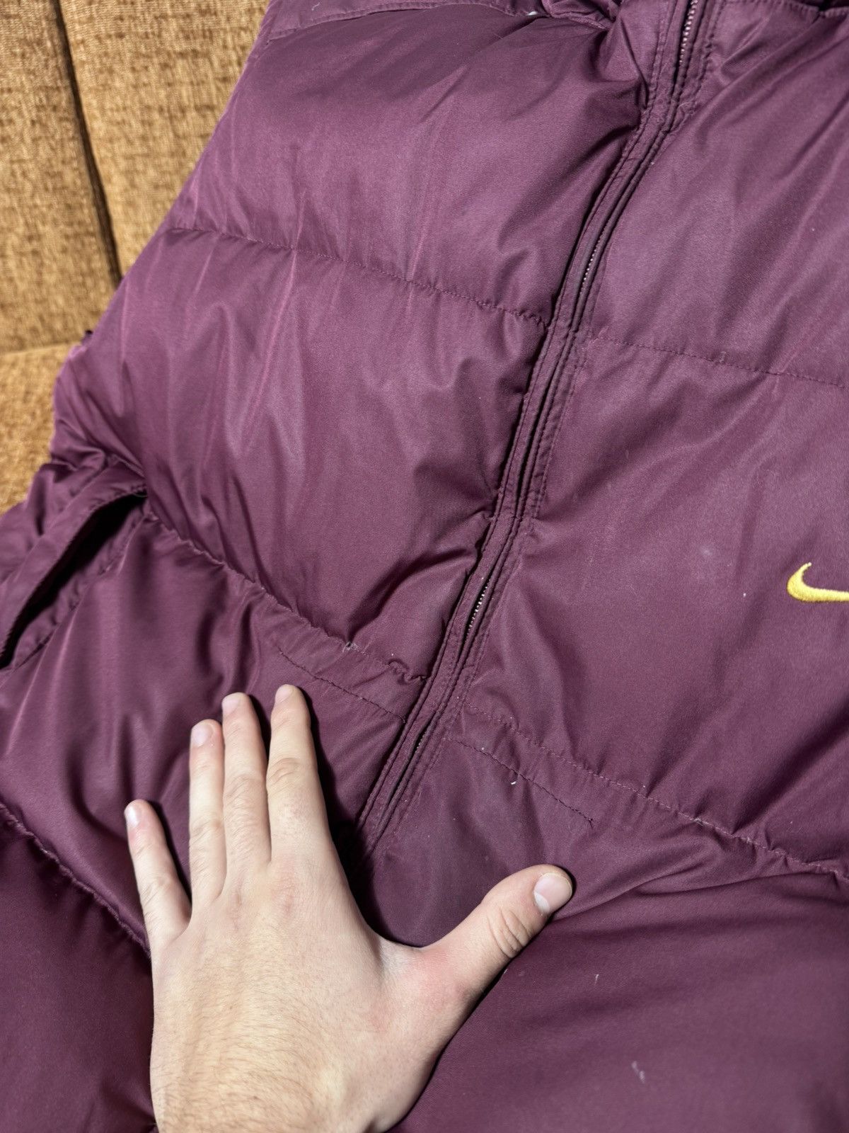 Nike Vintage Nike Burgundy Down Puffer Vest size L men’s Size US L / EU 52-54 / 3 - 4 Thumbnail