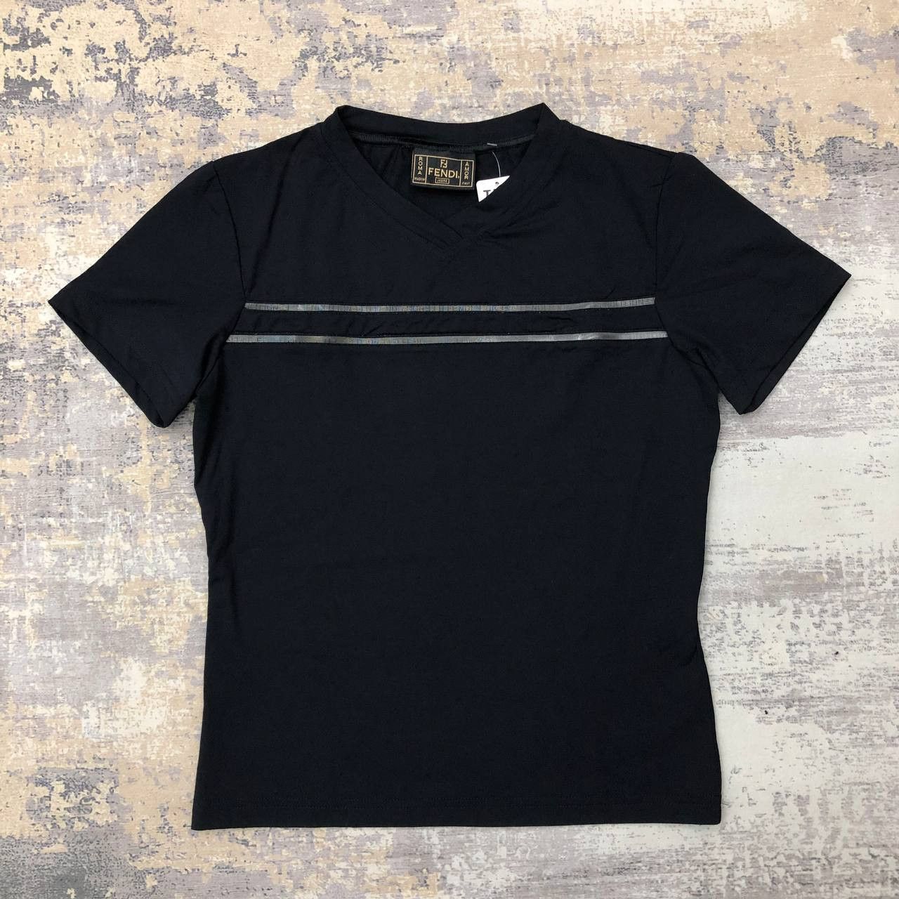 Fendi T140 FENDI STRETCHABLE TEE Size L / US 10 / IT 46 - 1 Thumbnail