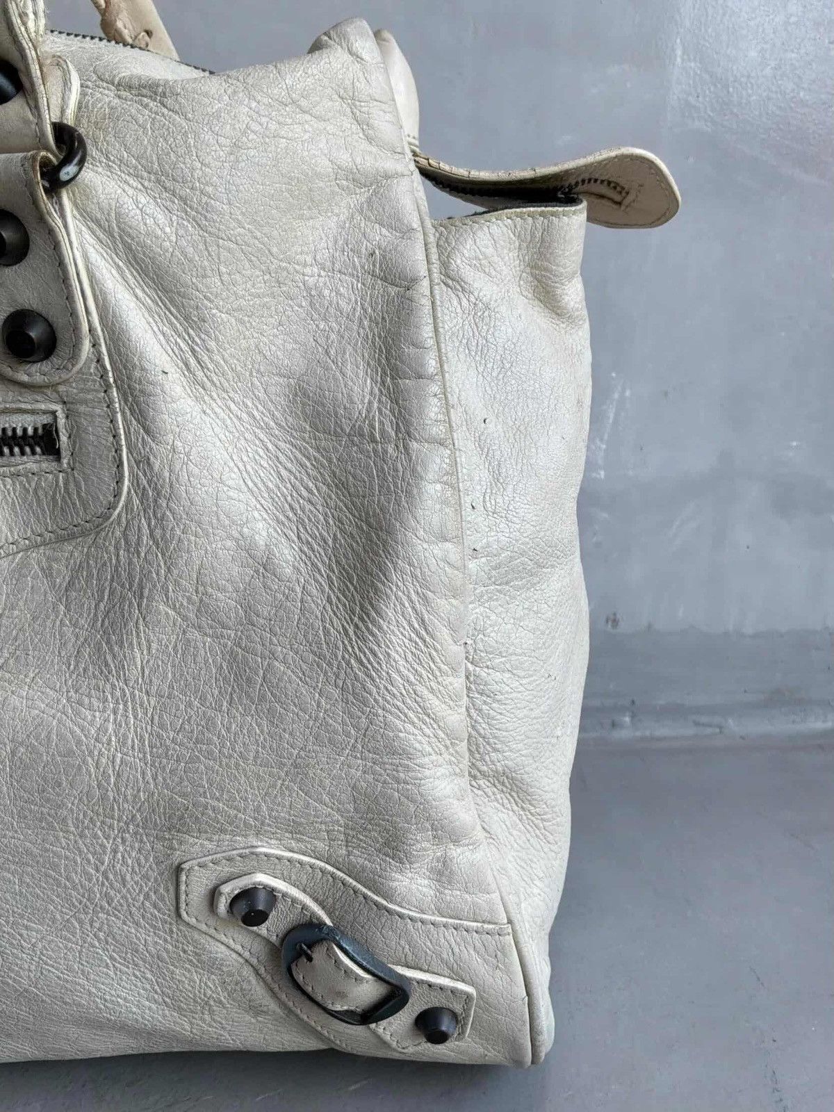 Balenciaga Balenciaga - Motorcycle ‘Midday’ Lambskin Leather Handbag Size ONE SIZE - 4 Thumbnail