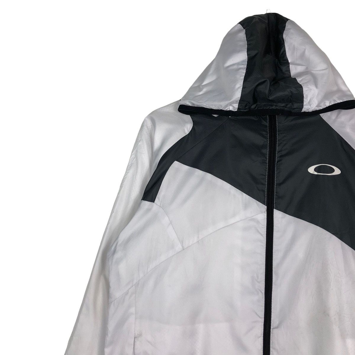Oakley 🔥RUNNING JACKET ZIPPER LIGHT OAKLEY Size US M / EU 48-50 / 2 - 7 Thumbnail