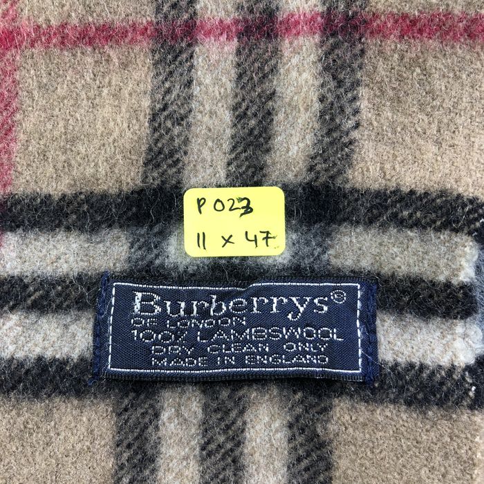 Vintage burberry hotsell scarf label