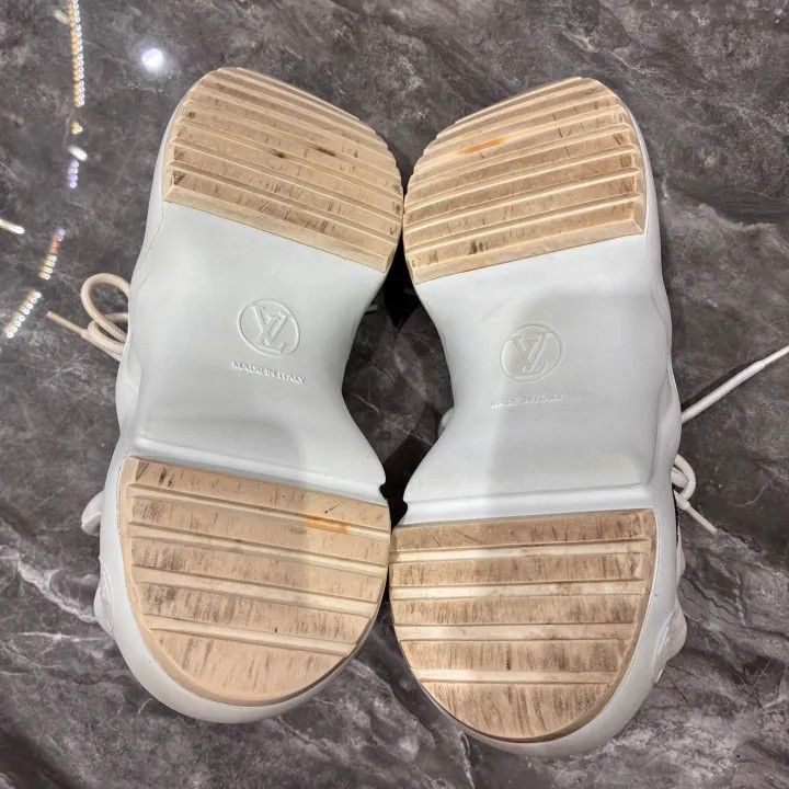 Louis Vuitton Louis Vuitton Archlight Low Top Sneakers for Women -2508 Size US 6 / IT 36 - 4 Thumbnail
