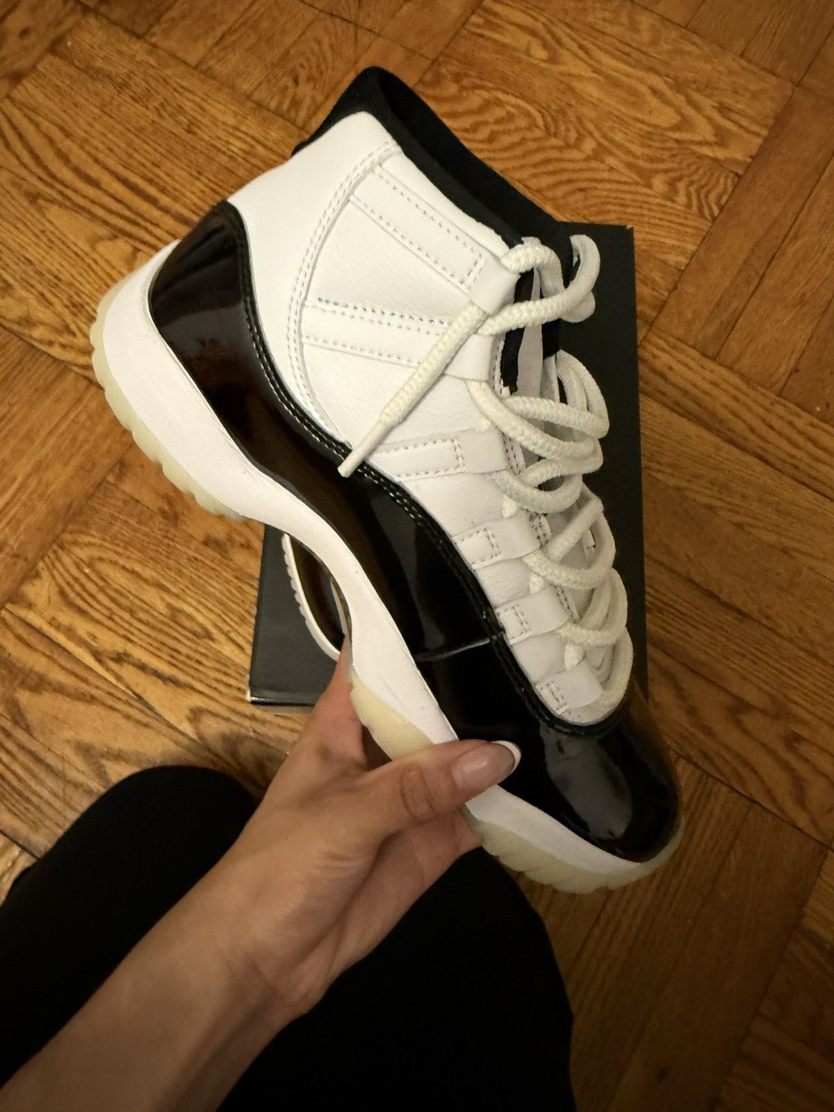 Jordan Brand Air Jordan Gratitude Retro 11s Size US 8 / IT 38 - 4 Thumbnail