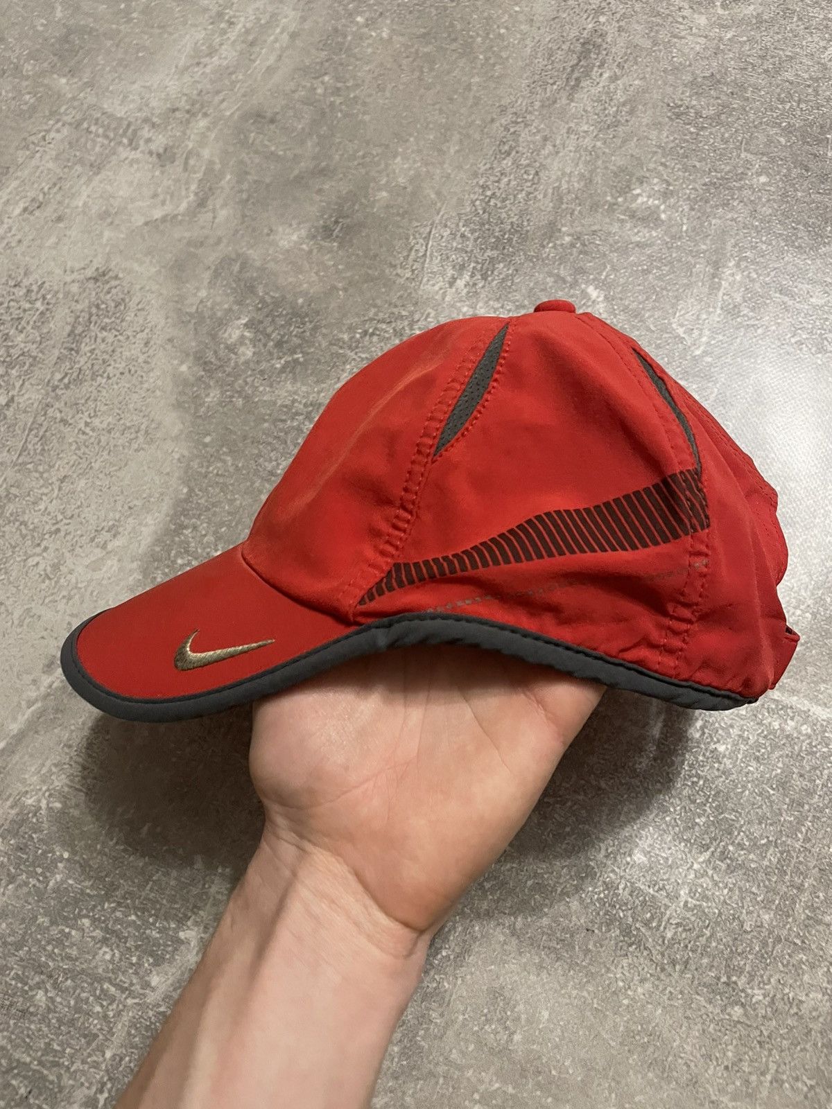 Nike Vintage Nike Dri-Fit Red Cap Size ONE SIZE - 4 Thumbnail