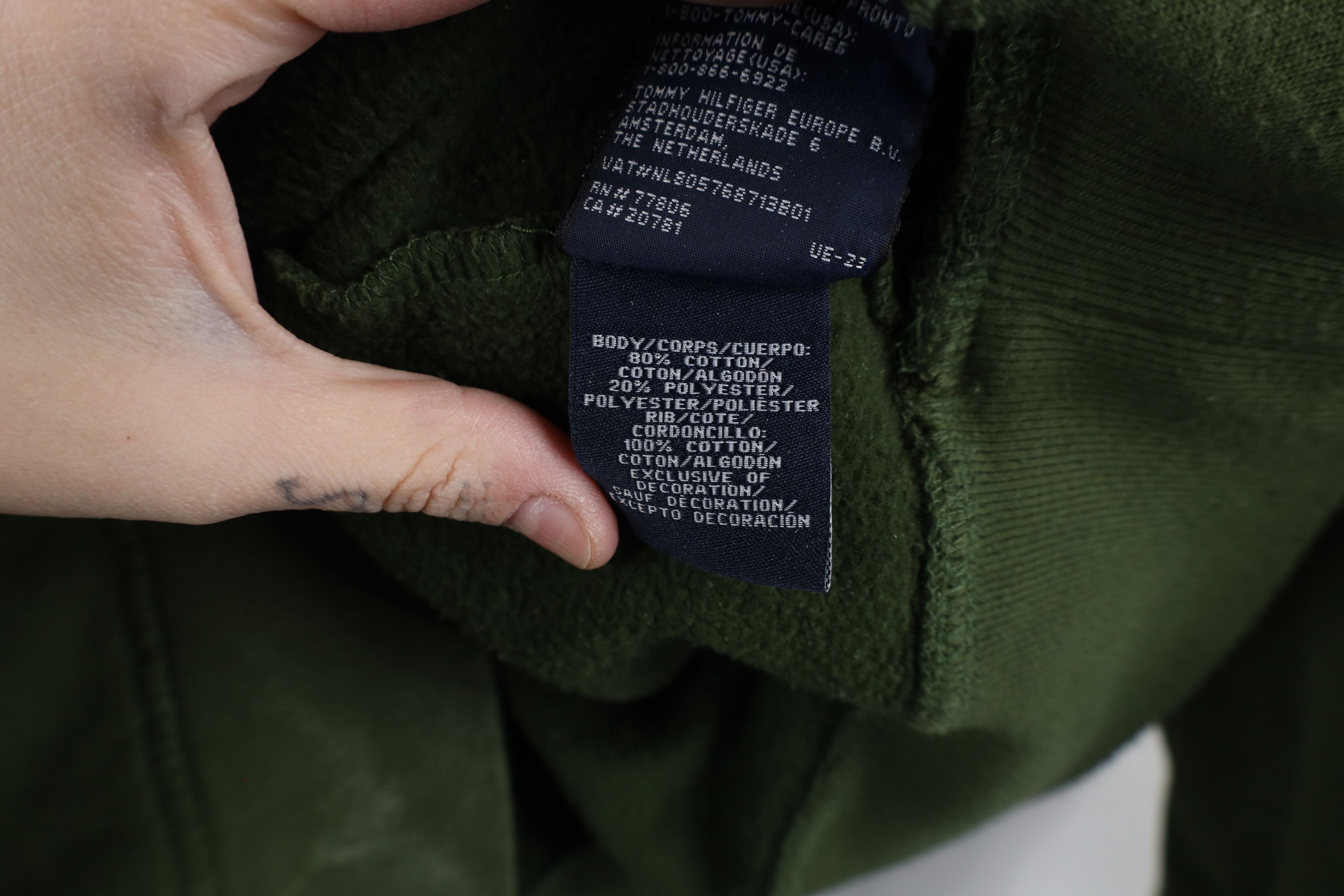 Tommy Hilfiger × Vintage Vintage Tommy Hilfiger Spell Out Crewneck Sweatshirt Green Size US XXL / EU 58 / 5 - 10 Thumbnail