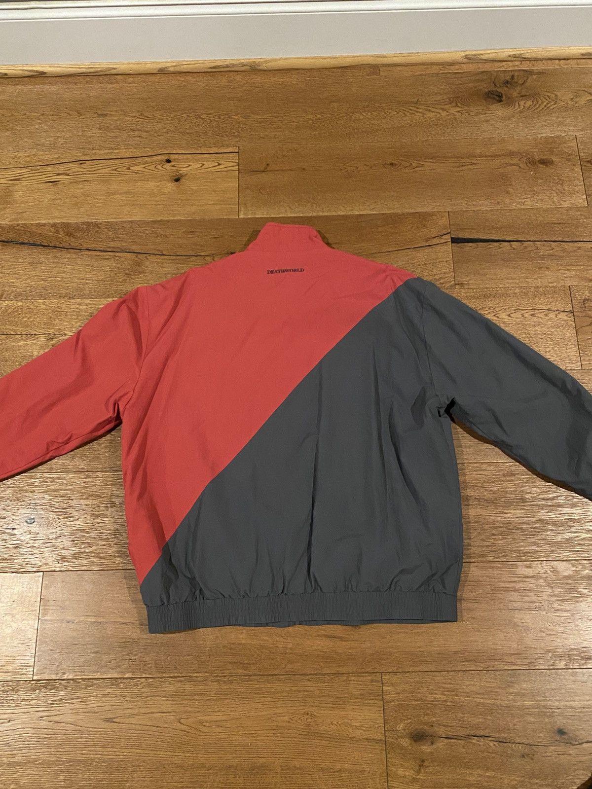 Earl Sweatshirt Deathworld Feral Hands XL Windbreaker Size US XL / EU 56 / 4 - 2 Thumbnail
