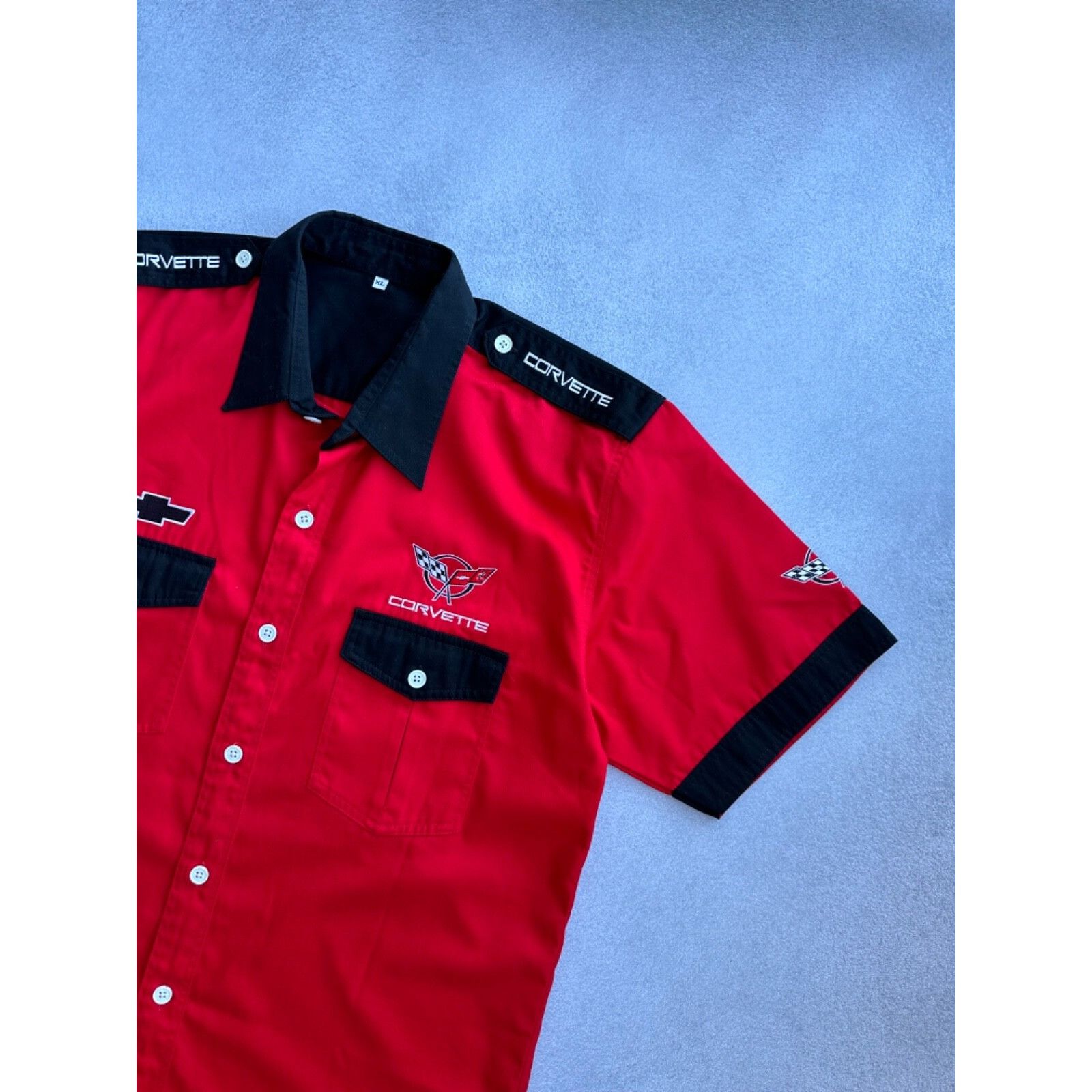 Chevrolet VTG Chevrolet Corvette Racing Red Short Sleeve Buttons Shirt Size US XL / EU 56 / 4 - 6 Thumbnail
