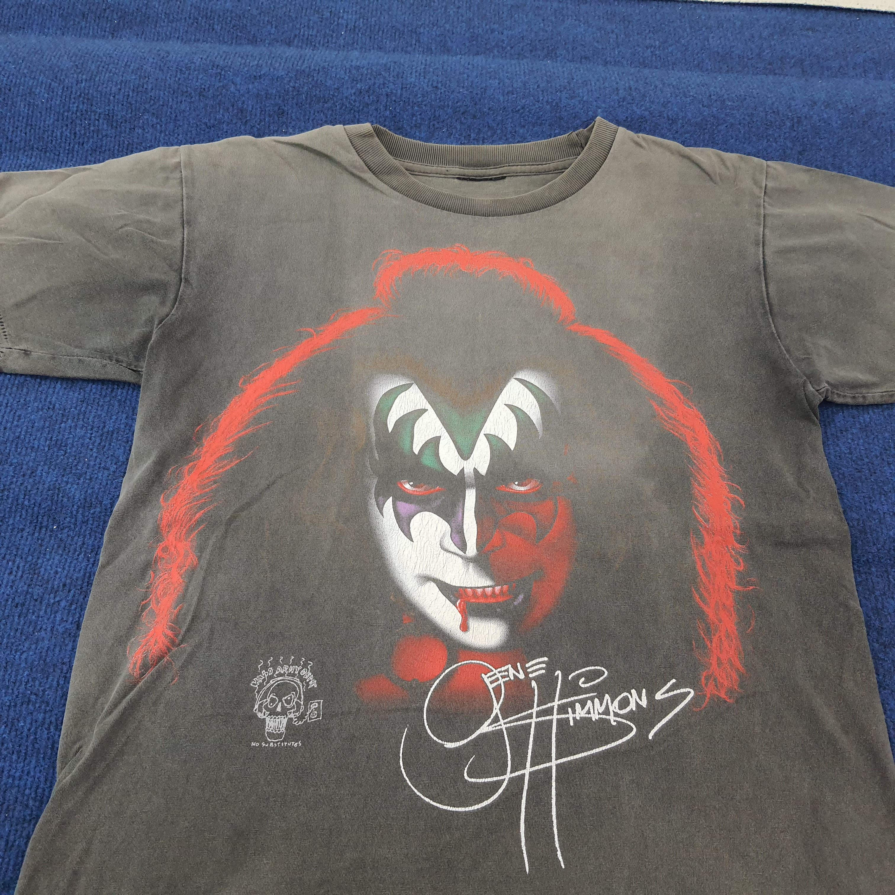 Band Tees Vintage Gene Simmons The Demon Kiss Band Tshirt C249N50 Size US M / EU 48-50 / 2 - 2 Thumbnail