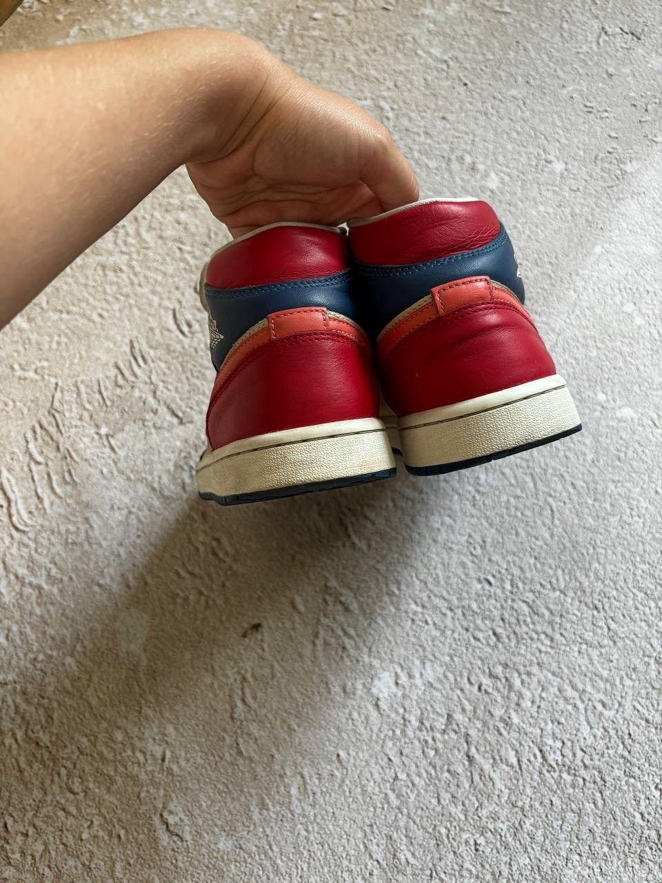 Jordan Brand × Nike Jordan Nike vintage distressed high top sneakers Size US 7.5 / EU 40-41 - 6 Thumbnail