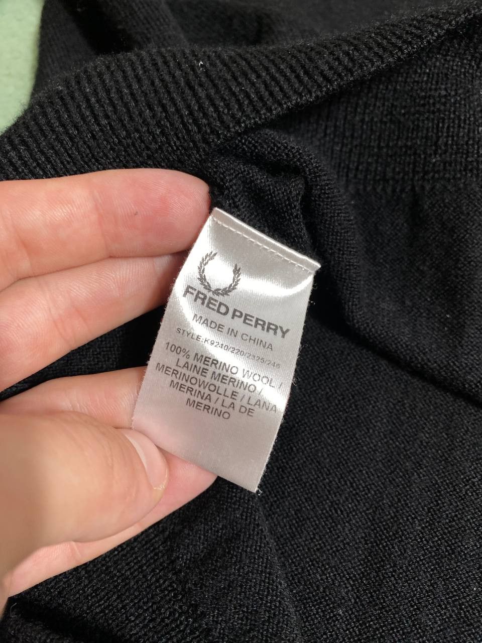 Fred Perry Vintage Fred Perry Sweatshirt Pullover Logo 90s Y2K Size US S / EU 44-46 / 1 - 3 Thumbnail