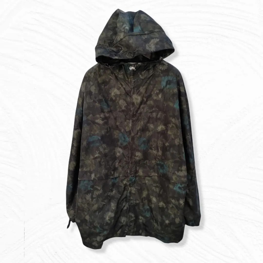 Valentino Valentino camo windbreaker L - Fashionella Size US L / EU 52-54 / 3 - 2 Thumbnail