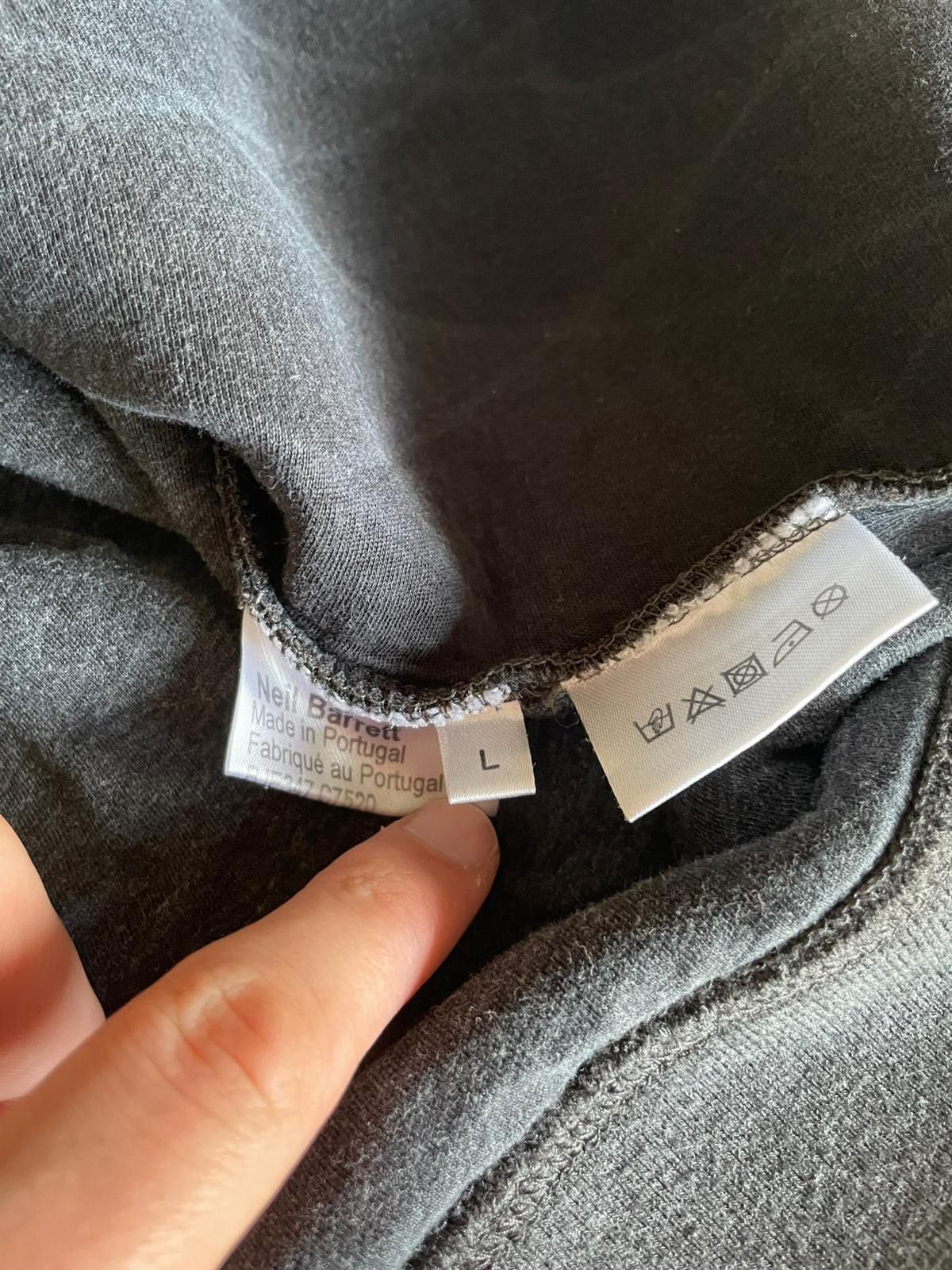Neil Barrett Neil Barrett Sweater Vintage Size US L / EU 52-54 / 3 - 3 Thumbnail