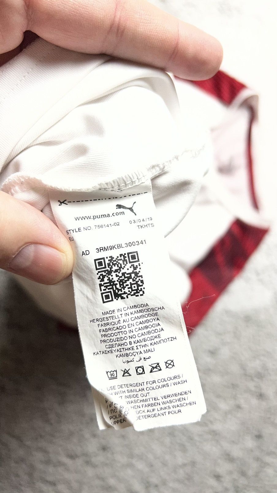 Puma 2019-2020 ACM Milan puma jersey Size US M / EU 48-50 / 2 - 6 Thumbnail