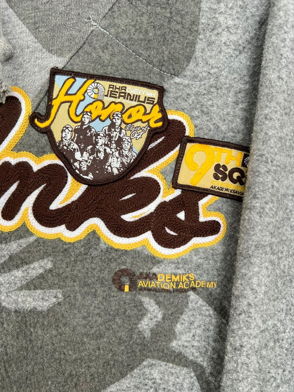 Akademiks Vintage 2000s Y2k Akademiks Japan Baggy Boxy Grey Hoodie Size US XL / EU 56 / 4 - 5 Thumbnail