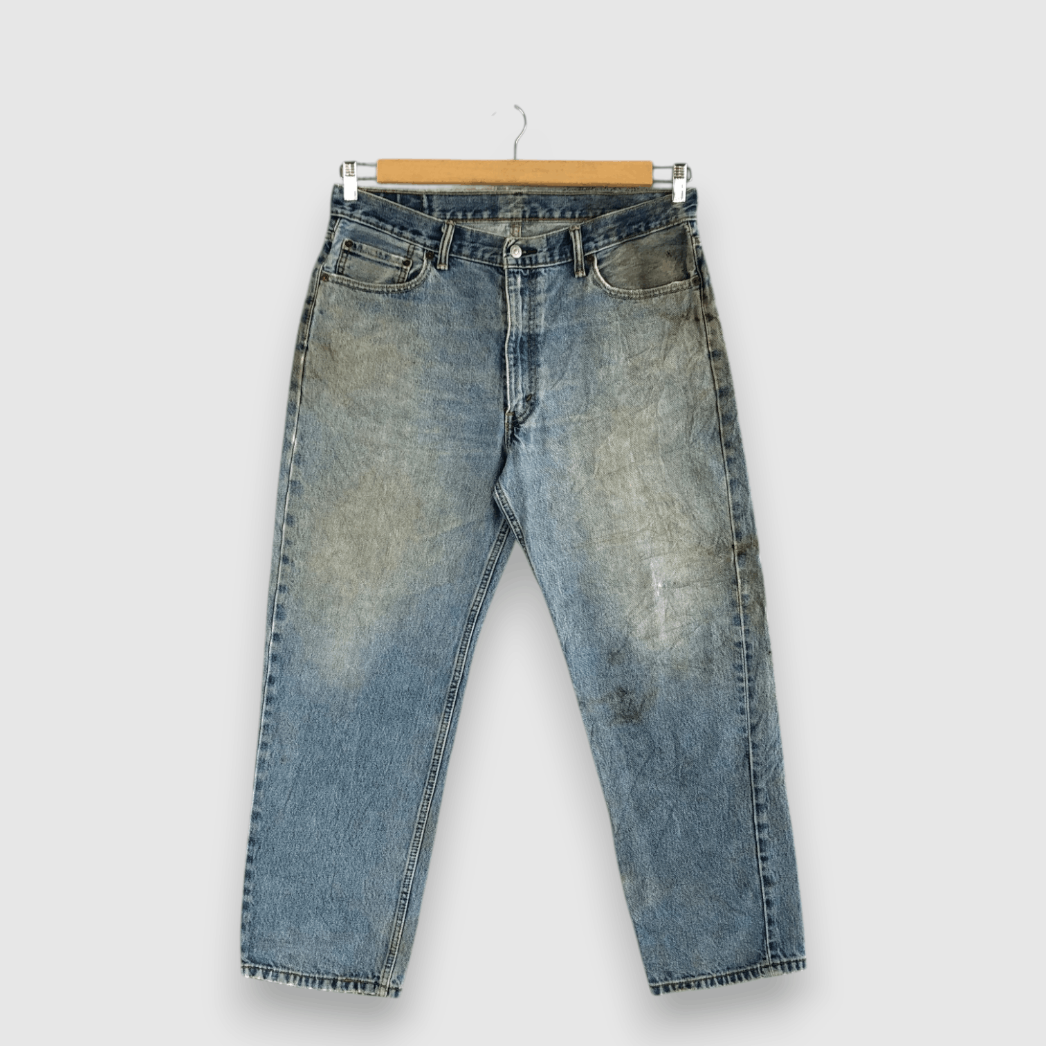 Levi's Vintage Levis 550 Dirty Jeans Levi's Faded Light Wash Denim Size US 36 / EU 52 - 1 Thumbnail