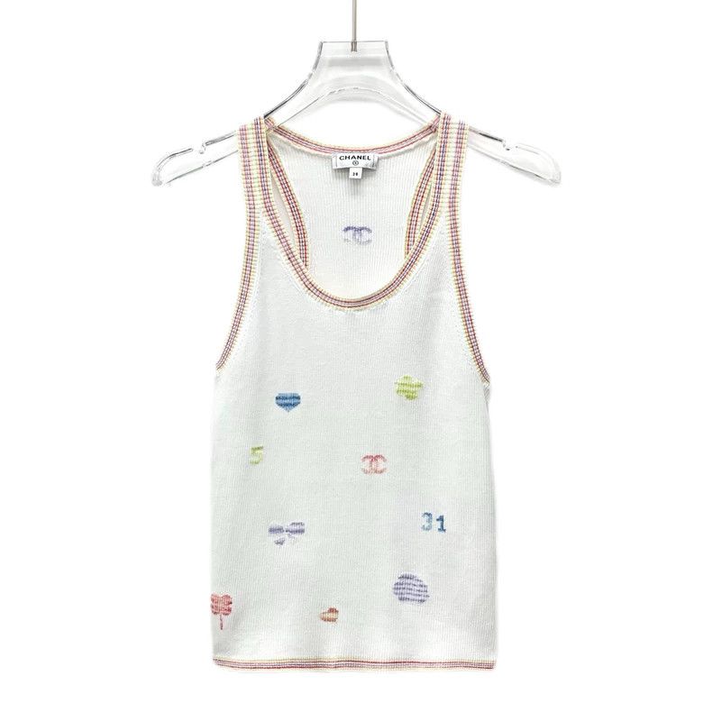 Chanel Chanel White Knit Sleeveless Top with Clover - dmc Size US S / EU 44-46 / 1 - 1 Thumbnail