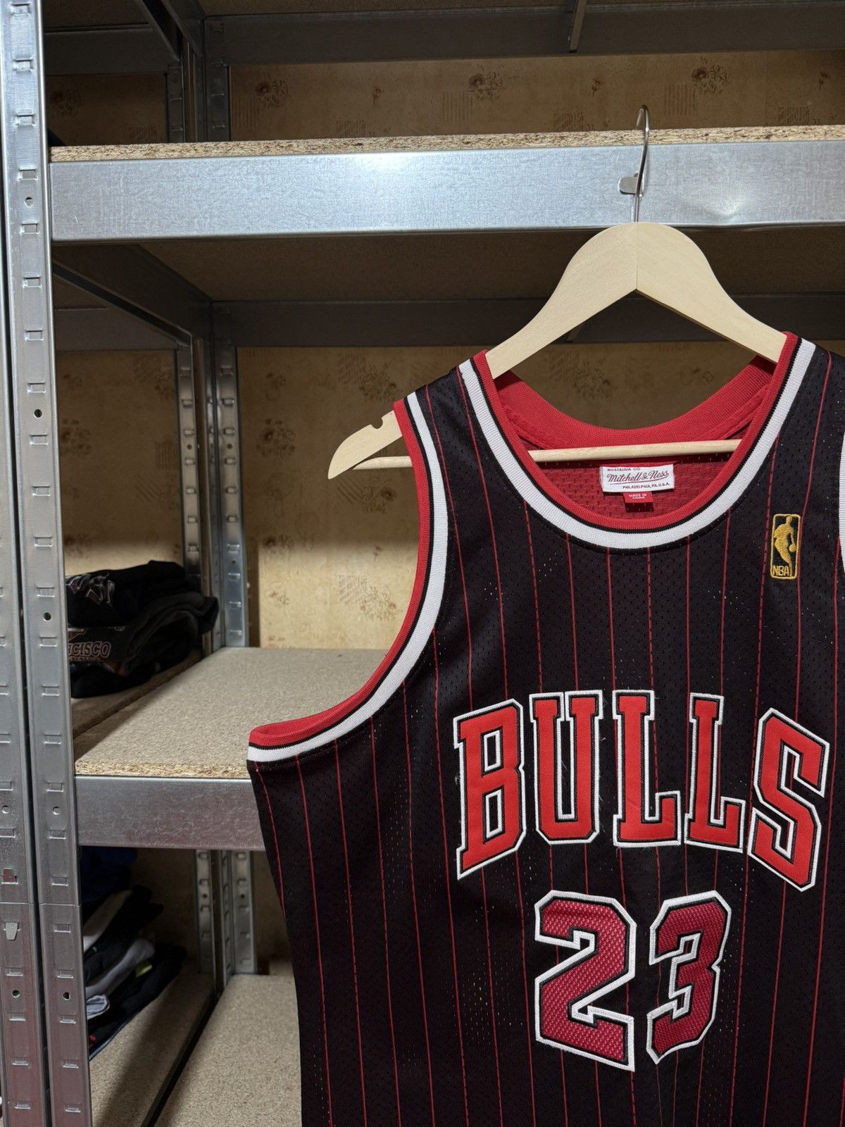 Mitchell & Ness × NBA × Vintage Vtg NBA Mitchell & Ness Jordan 1996 1997 Basketball Jersey Size US XL / EU 56 / 4 - 3 Thumbnail