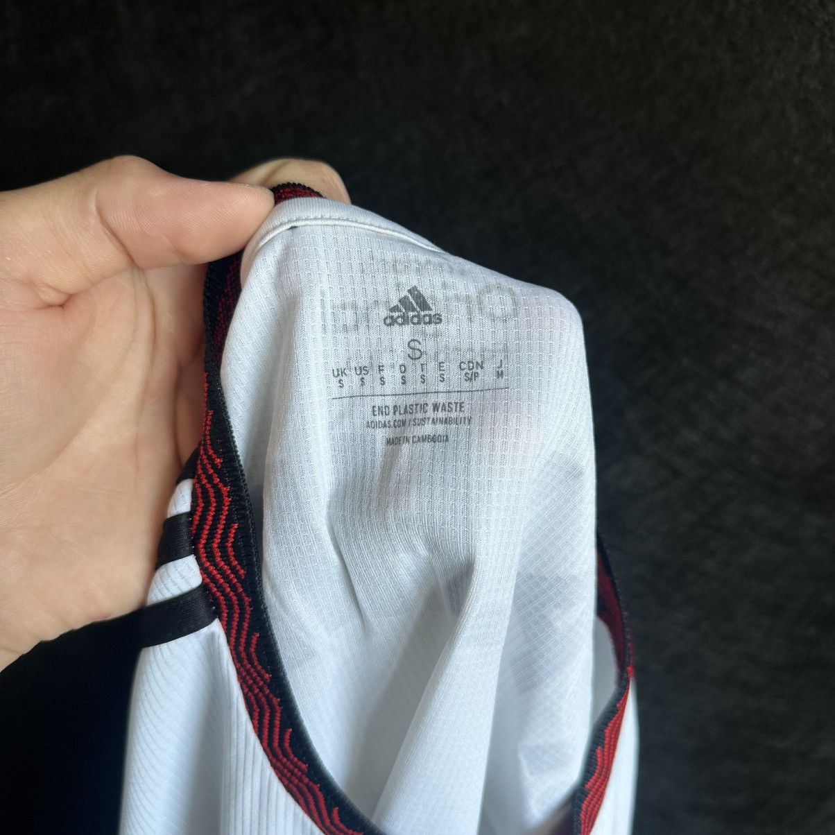 Adidas 2022-23 Fulham Match Worn Home Shirt J.Palhinha #26 Size US S / EU 44-46 / 1 - 10 Thumbnail