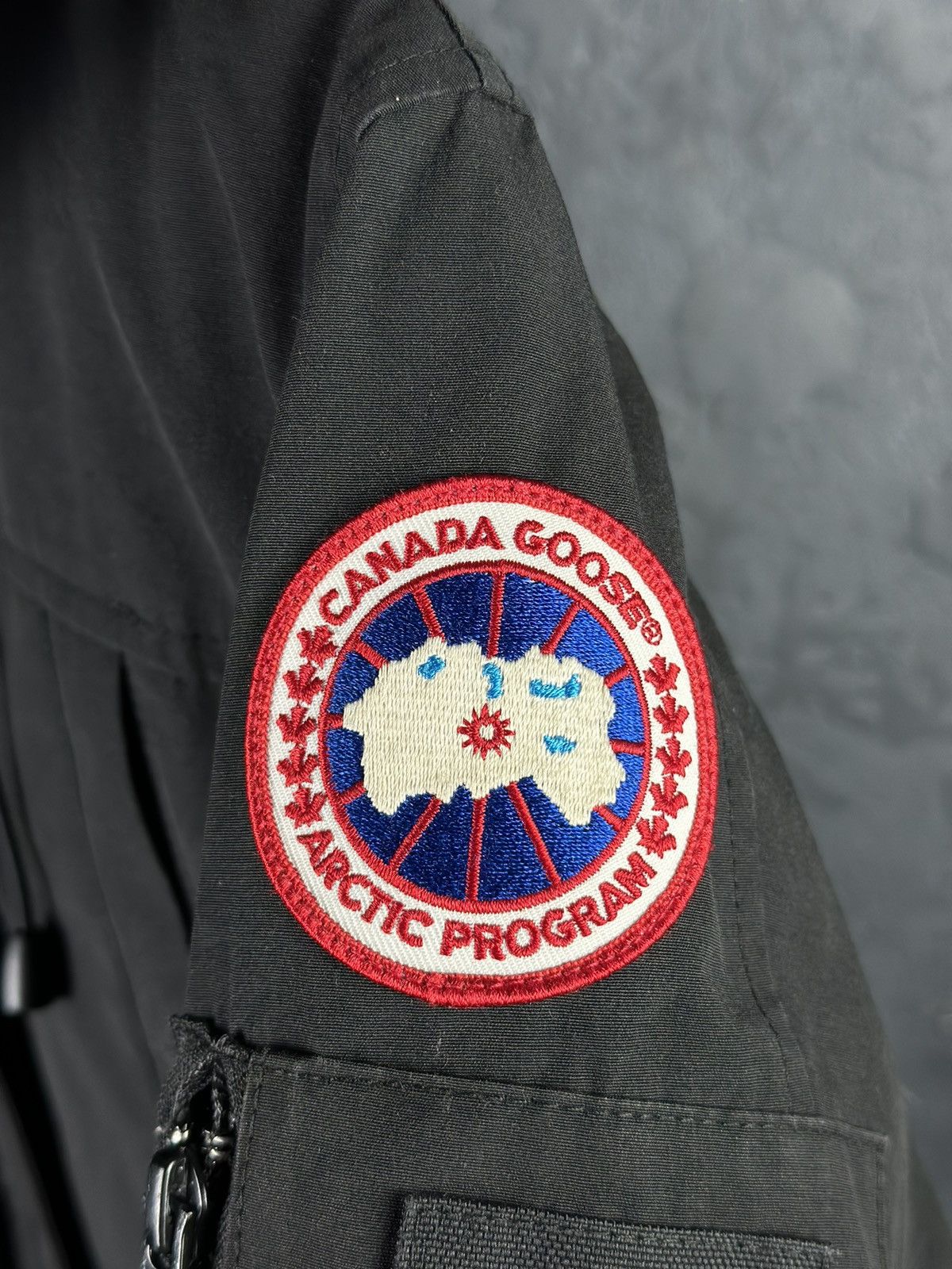 Canada Goose Canada Goose Montebello Winter Hype Parka Down Jacket Size M / US 6-8 / IT 42-44 - 10 Thumbnail