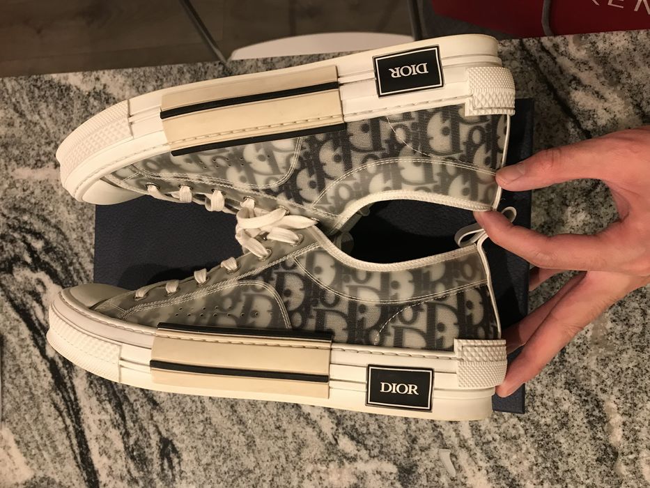 White and black sales dior oblique canvas