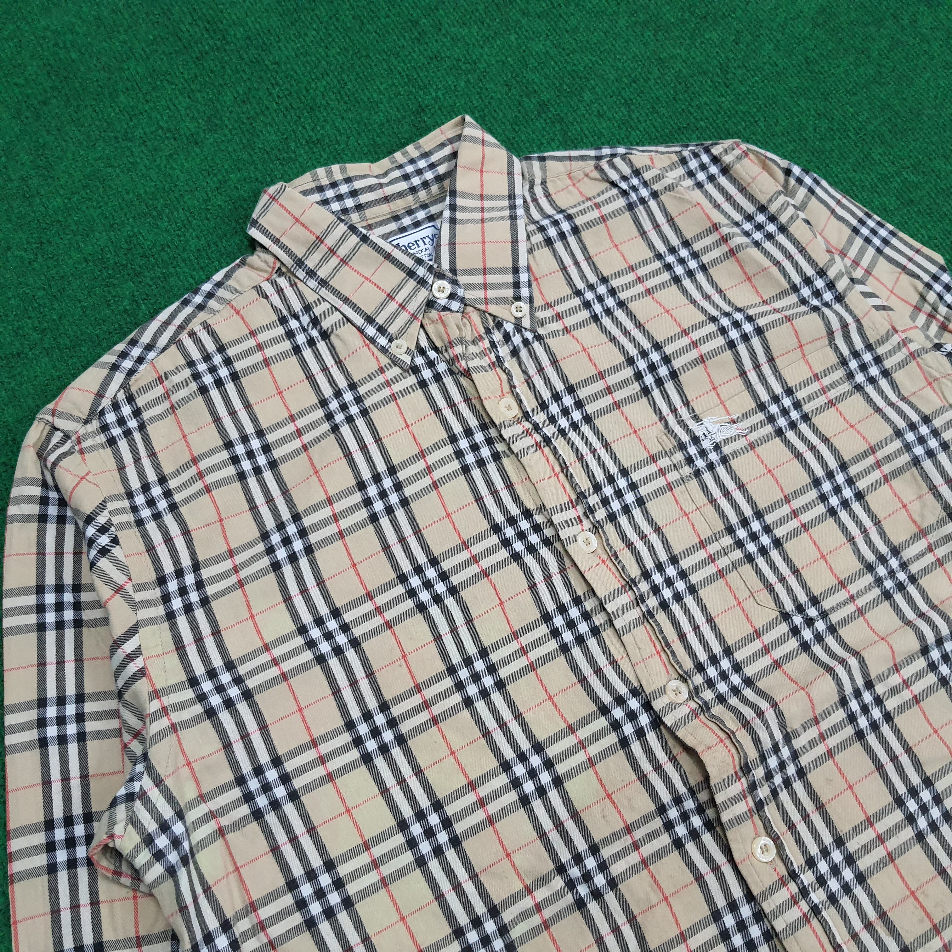 Burberry × Vintage Vintage Burberry Nova Check Button Up Shirt Size US M / EU 48-50 / 2 - 2 Thumbnail