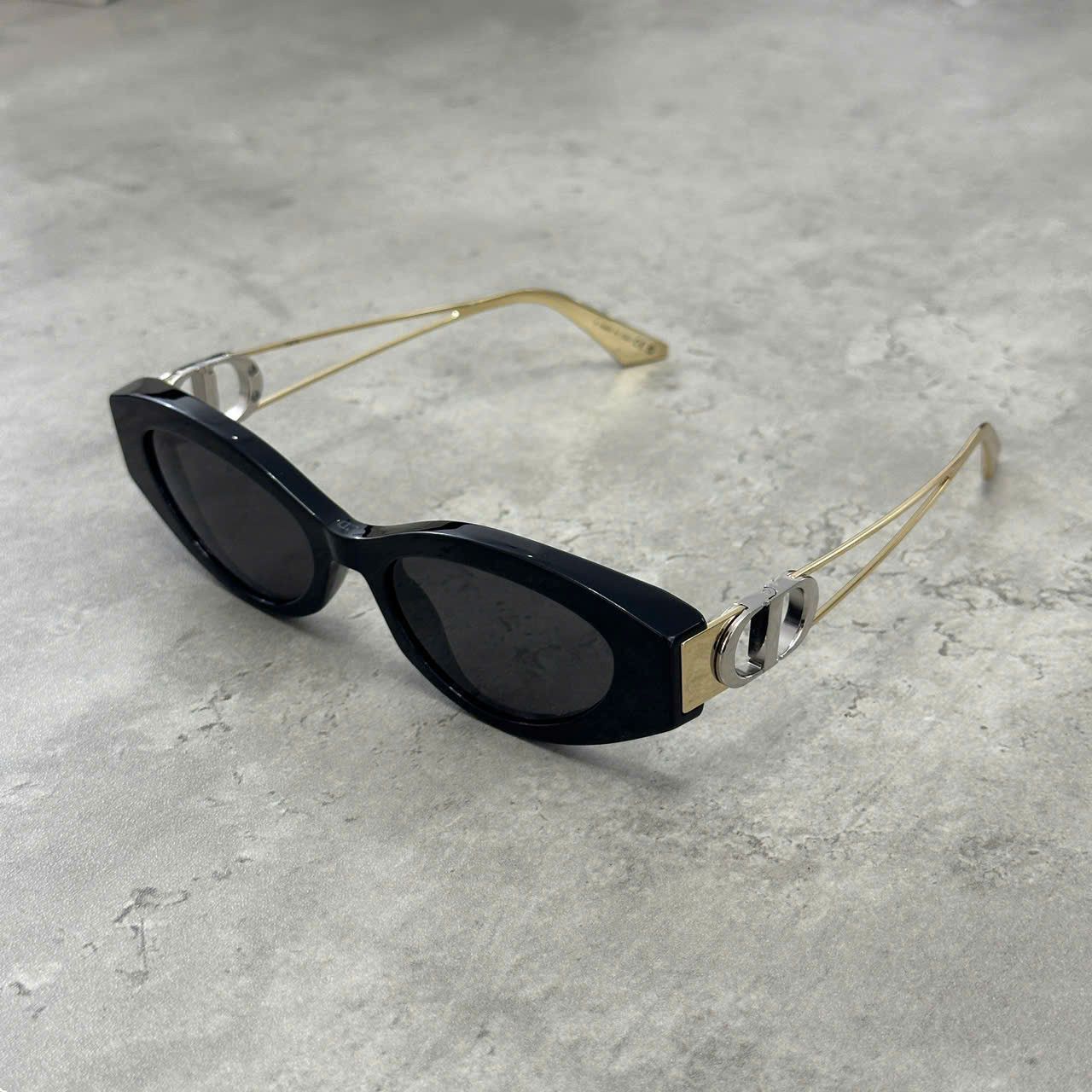 Dior DIOR 30MONTAIGNE B6I 12A0 Sunglasses Size ONE SIZE - 1 Thumbnail