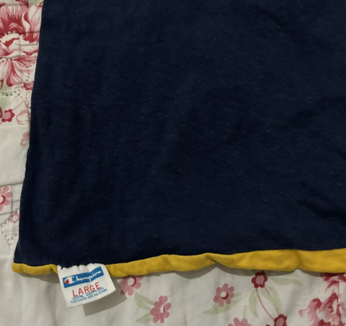 Champion Vtg 70s Champion Blue Bar Quigley South Phys.Ed. Tshirt Size US L / EU 52-54 / 3 - 4 Thumbnail