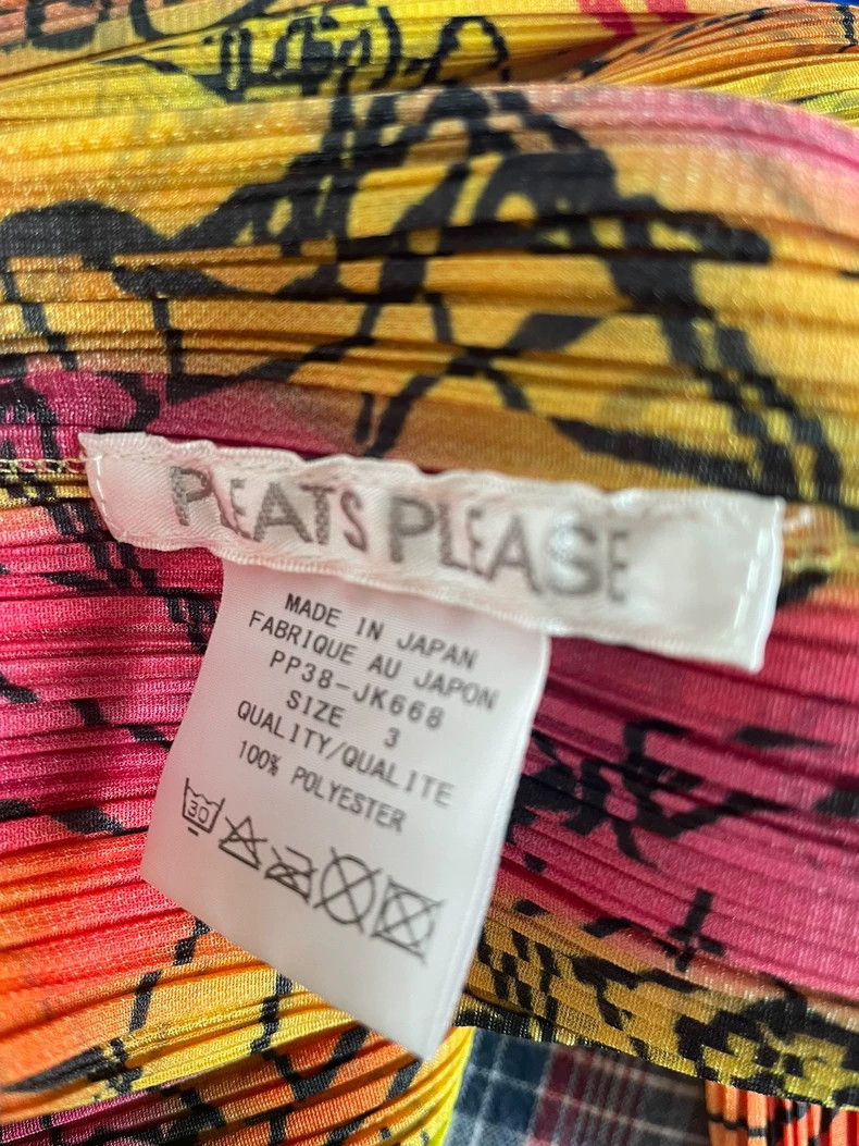 Issey Miyake size:3 Graffiti vest