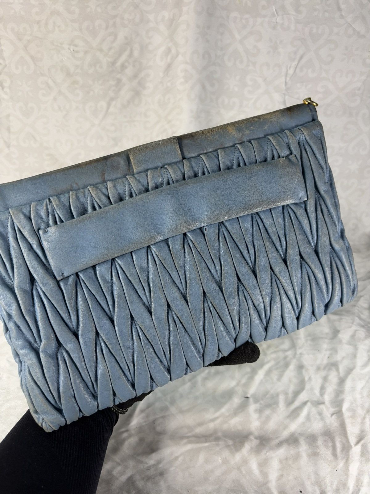 Miu Miu (heavy used) MiuMiu Cluths Bag Without Strap Size ONE SIZE - 2 Thumbnail