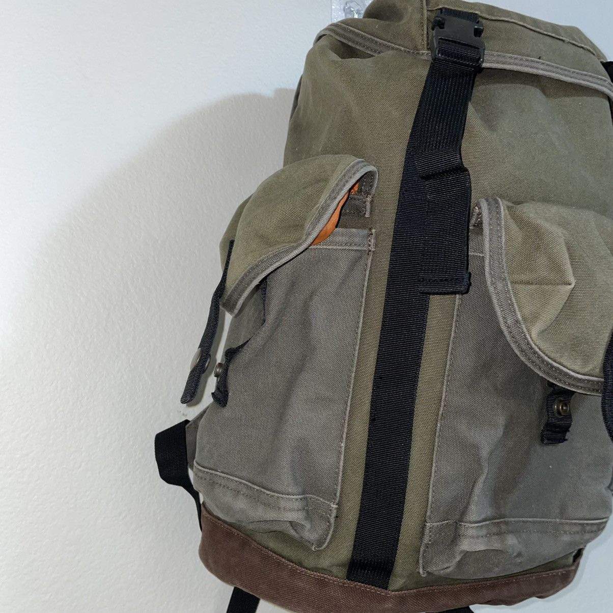 Gap Gap Duck Canvas Cargo Backpack Size ONE SIZE - 6 Thumbnail
