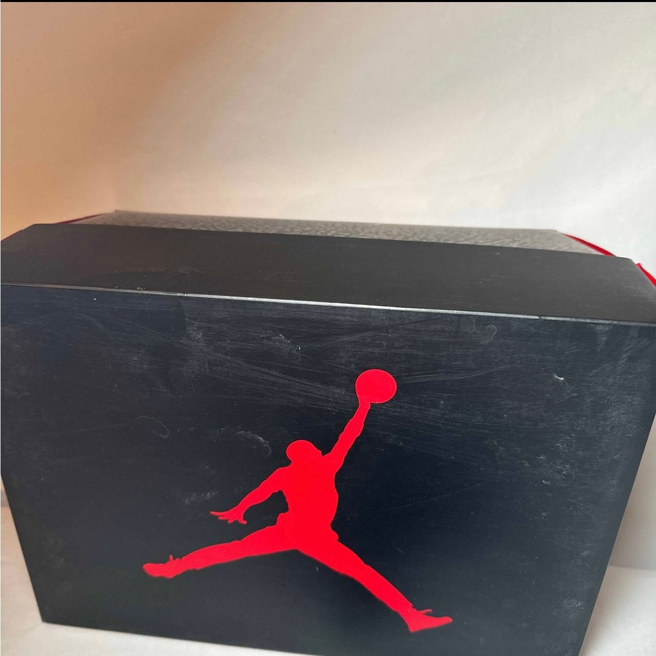 Jordan Brand × Nike Size 5.5 Nike Air Jordan 4 Retro GS Red Thunder Men's Shoes Size US 5.5 / EU 38 - 8 Thumbnail