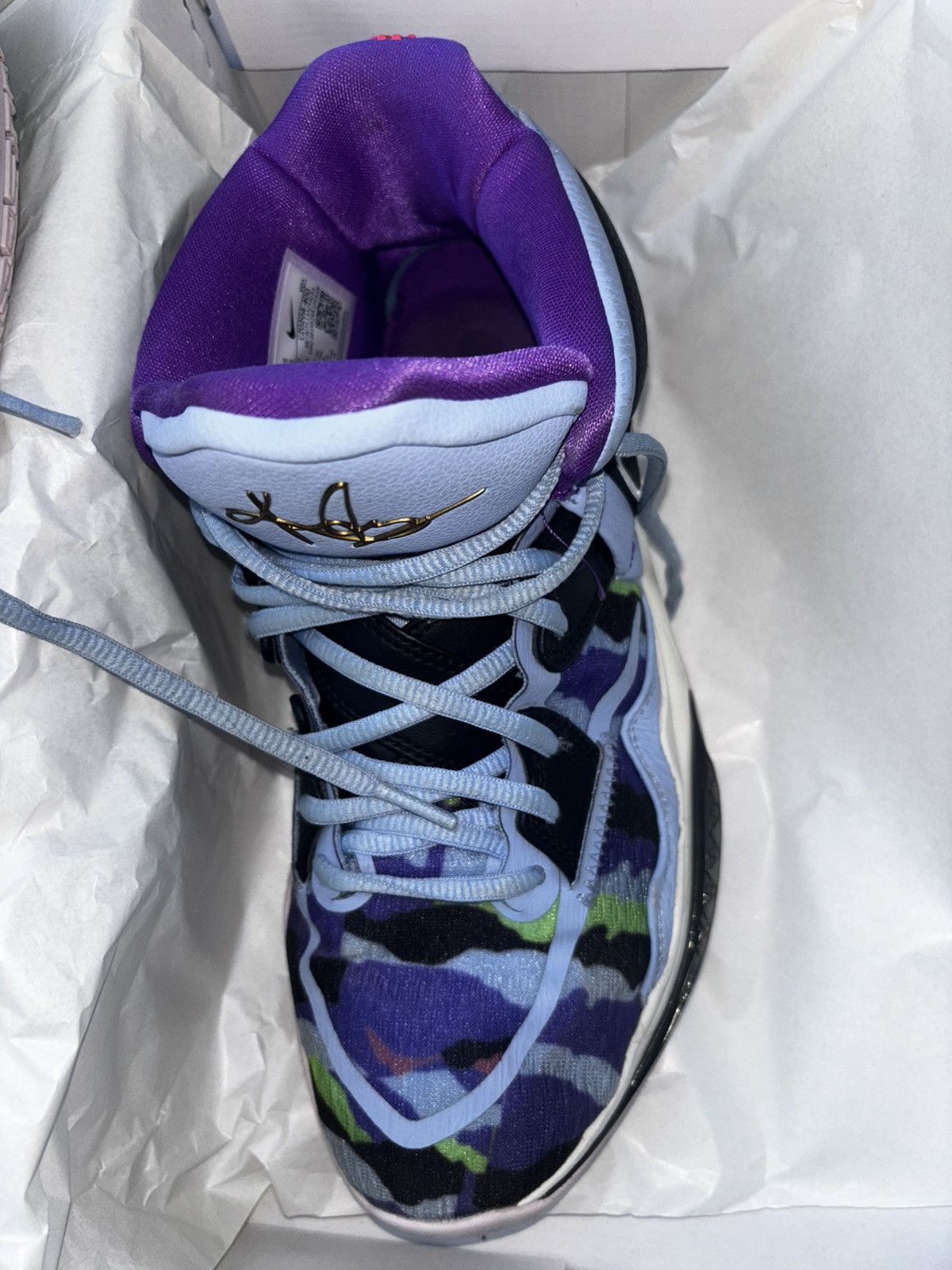 Nike Nike Kyrie ‘Fire and Ice’ Size US 9.5 / EU 42-43 - 4 Thumbnail