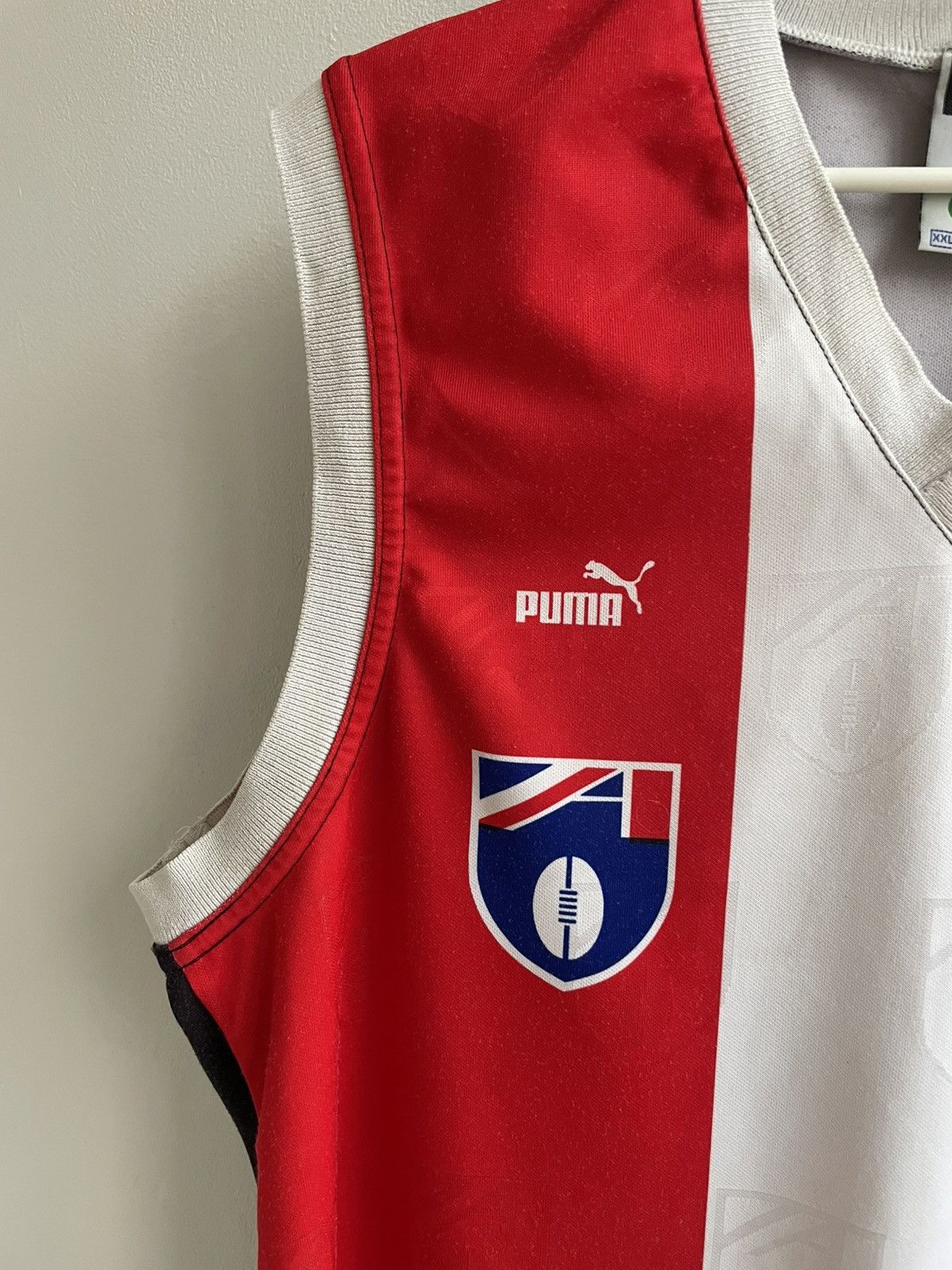 Vintage St Kilda Saints Vintage Puma Football Club AFL LRG Jersey Size US XXL / EU 58 / 5 - 7 Thumbnail