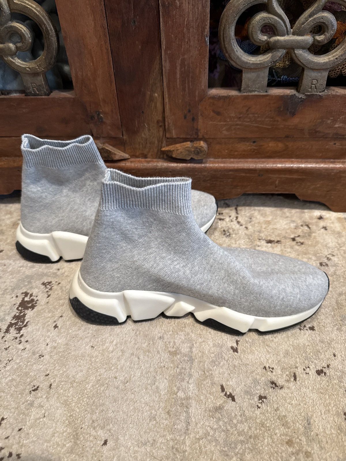 Balenciaga Balenciaga gray slip on shoes Size US 8 / IT 38 - 4 Thumbnail