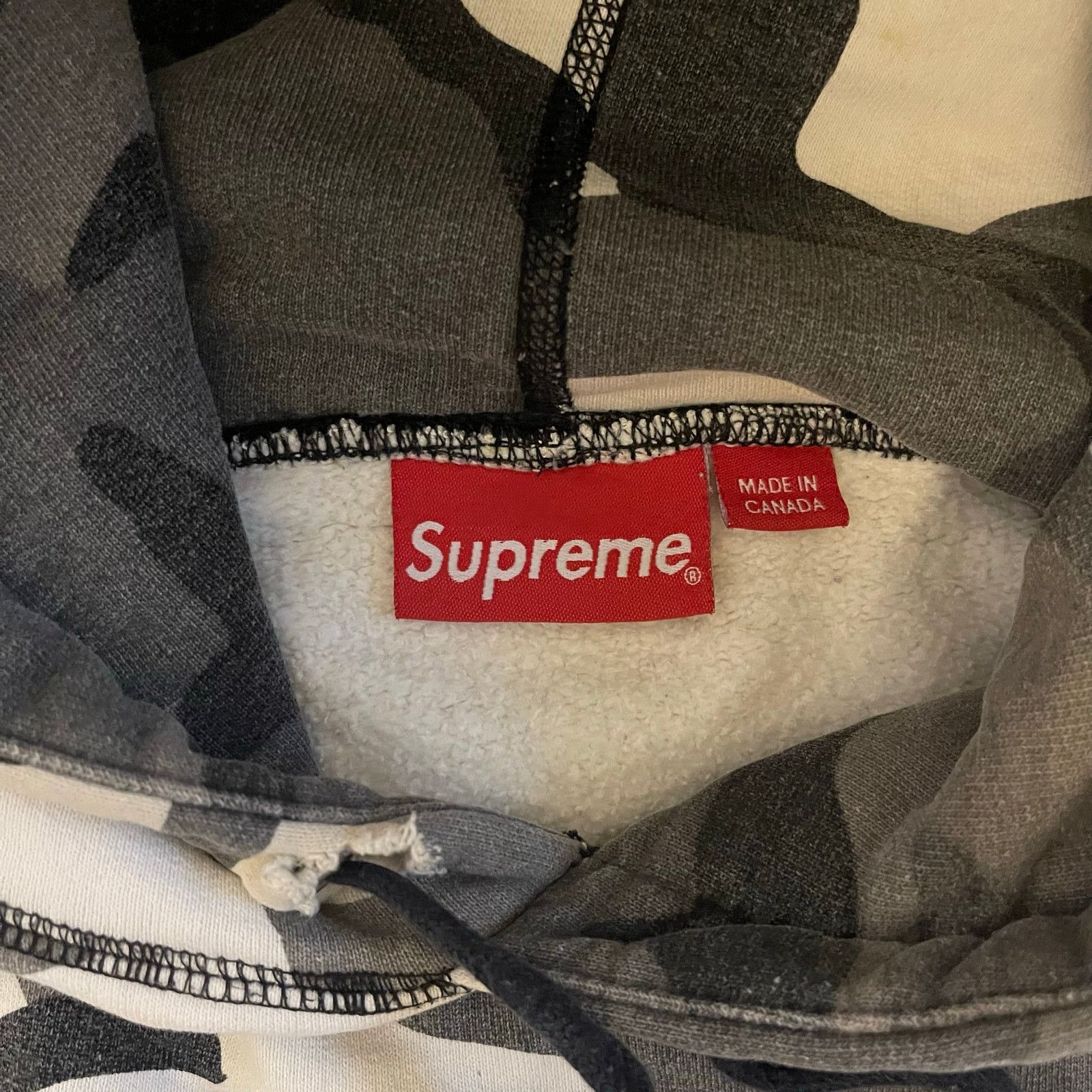 Supreme Supreme Fall 2013 Snow Camo Box Logo Hoodie Size US L / EU 52-54 / 3 - 7 Thumbnail