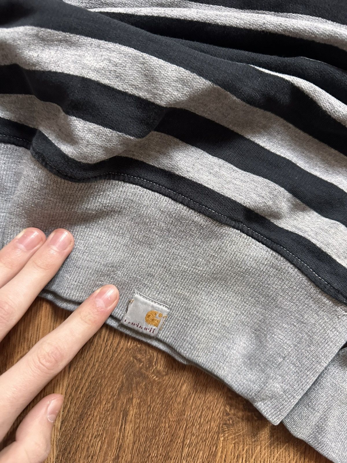 Carhartt Vintage Carhartt WIP Striped Sweatshirt Grey Black Size M Size US M / EU 48-50 / 2 - 3 Thumbnail