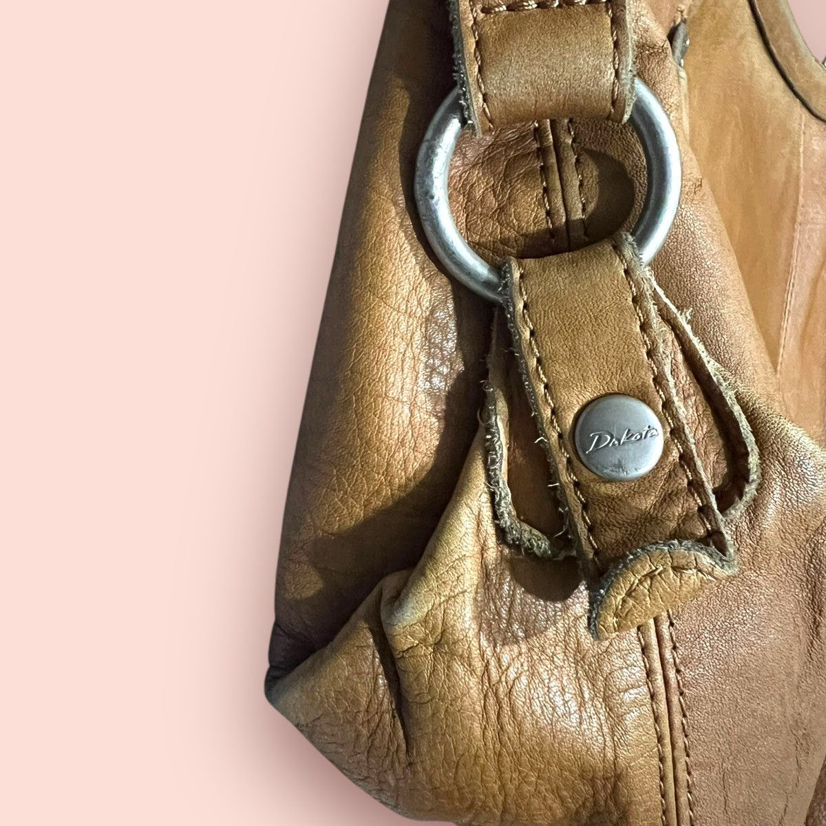 Branded Leather × Dakota Grizzly × Japanese Brand VINTAGE DAKOTA JAPAN LEATHER CROSSBODY SHOULDER BAG Size ONE SIZE - 24 Thumbnail