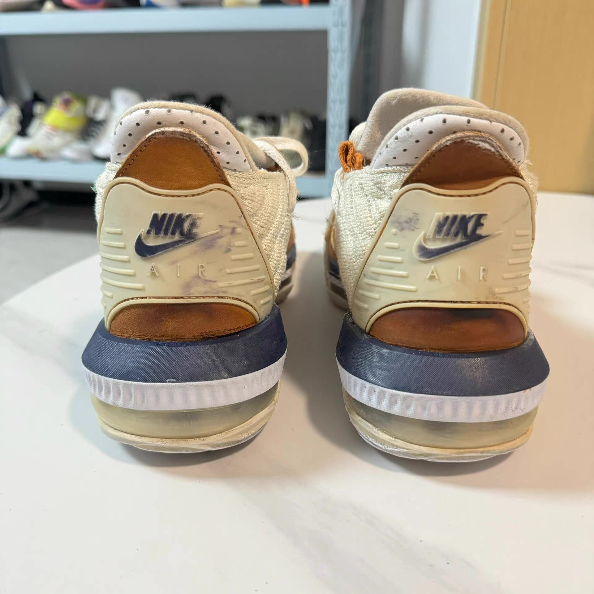 Nike Nike Zoom LeBron 16, cushioning and responsive Q10 Size US 7.5 / EU 40-41 - 2 Thumbnail