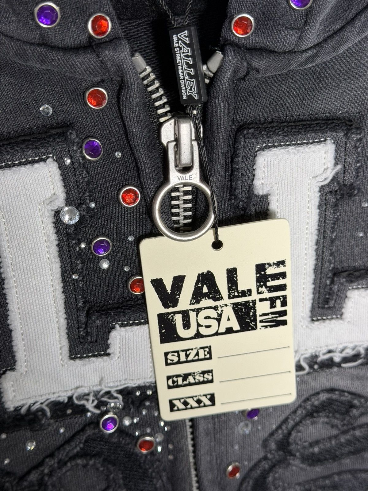 Vale Vale Forever Classico Zip Up 'Black' Size US M / EU 48-50 / 2 - 3 Thumbnail