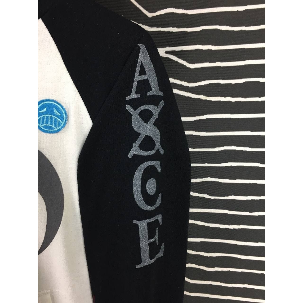 Anime × Japanese Brand × Vintage One Piece X Neutral Infinity Portgas D. Ace Hoodie Size US S / EU 44-46 / 1 - 7 Thumbnail
