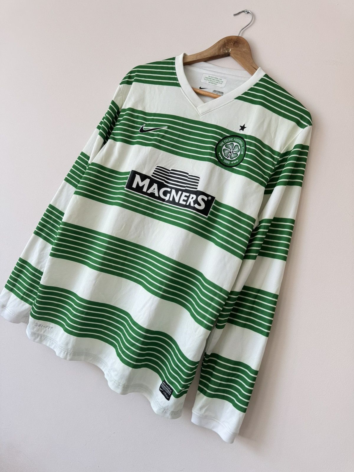 Nike Johansen #25 Celtic 2013-2014 Home Soccer Longsleeve Jersey Size US L / EU 52-54 / 3 - 5 Thumbnail