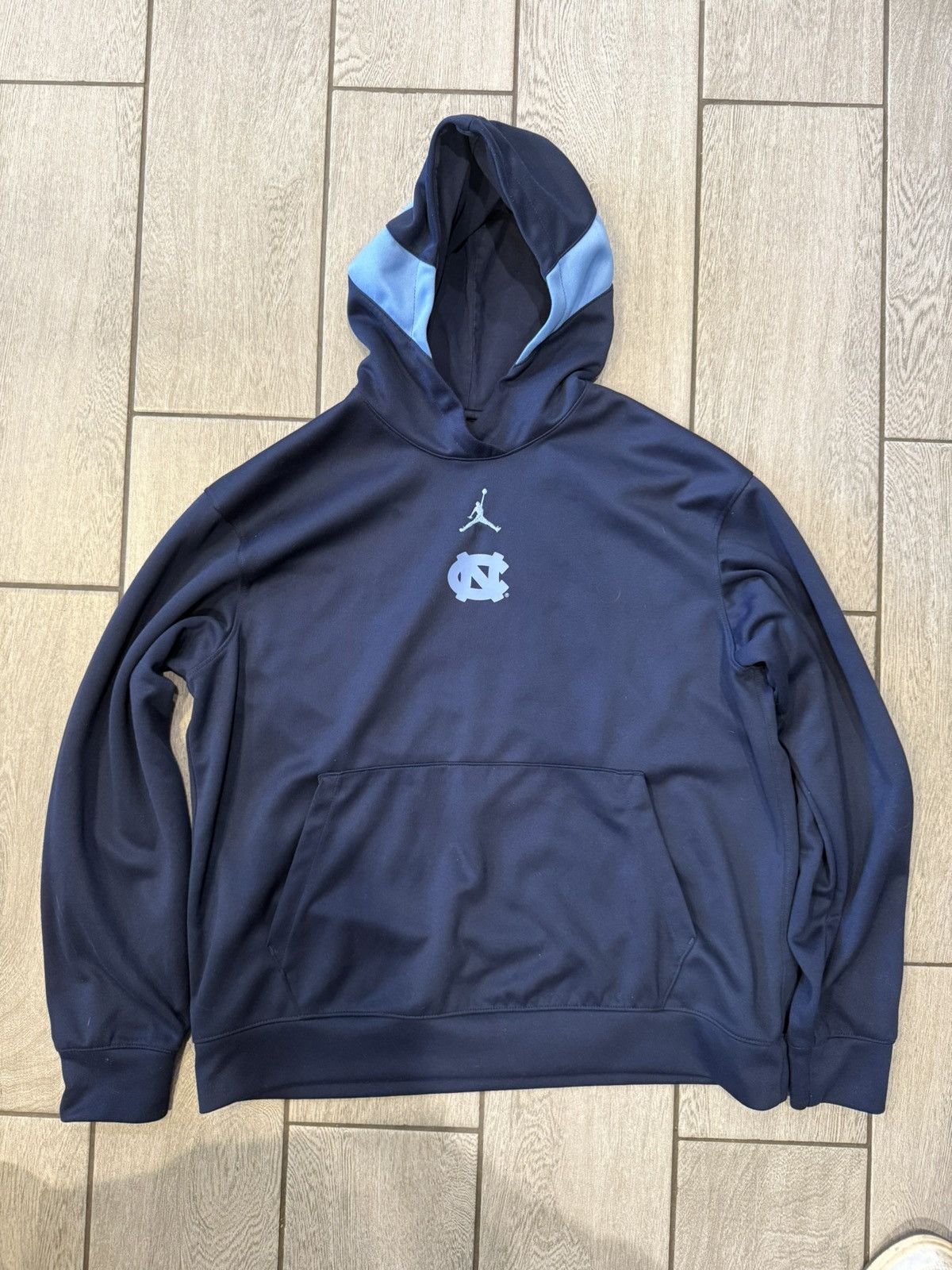 Jordan Brand UNC Jordan Hoodie Size US L / EU 52-54 / 3 - 1 Thumbnail