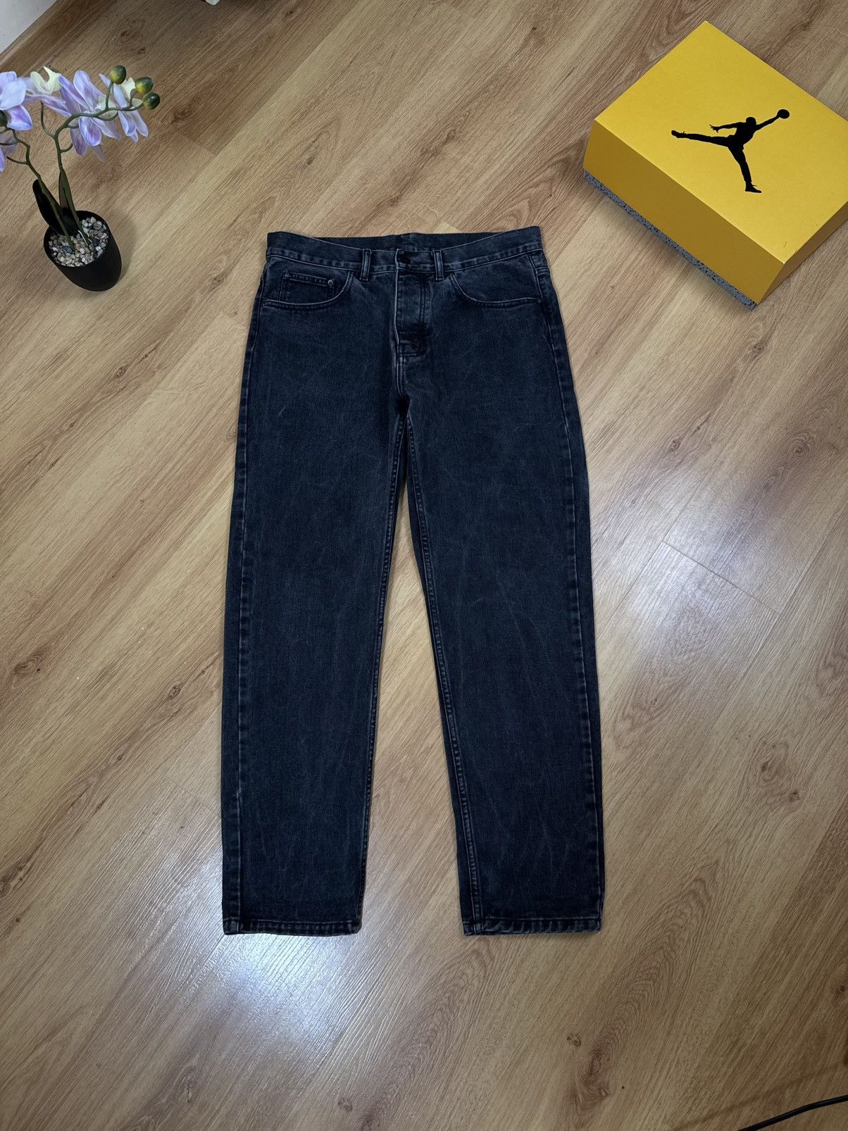 Carhartt Wip Carhartt WIP Newel Pants Denim Men Black 31 L Washed Jeans Size US 31 - 19 Thumbnail
