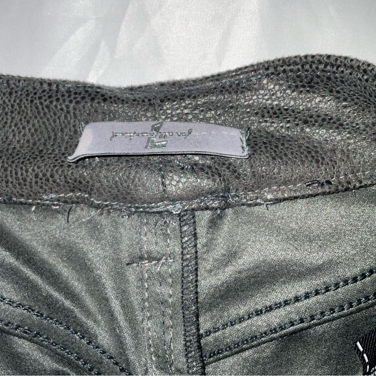7 For All Mankind 7 For All Mankind Metallic Coated High Rise Skinny Jean 28 Size 28" / US 6 / IT 42 - 11 Thumbnail