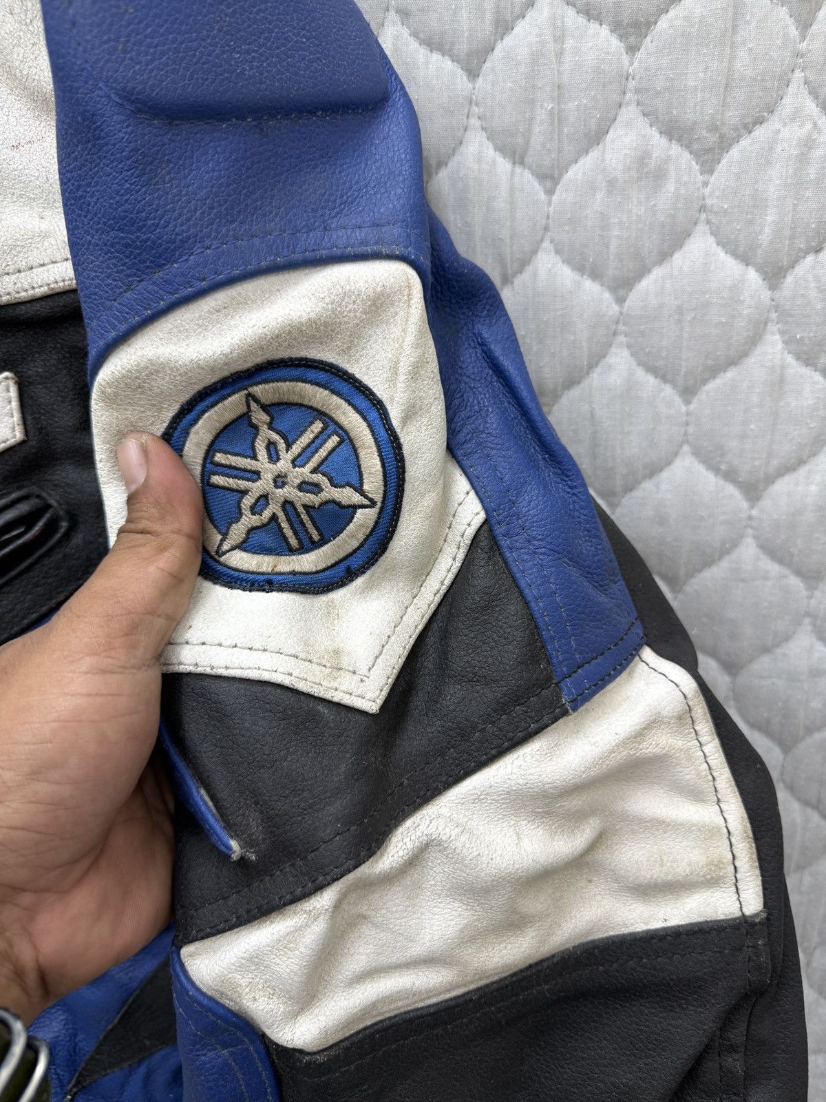 Yamaha 🔥🔥🔥ARCHIVE YAMAHA R1 RIDER LEATHER JACKET Size US XL / EU 56 / 4 - 13 Thumbnail