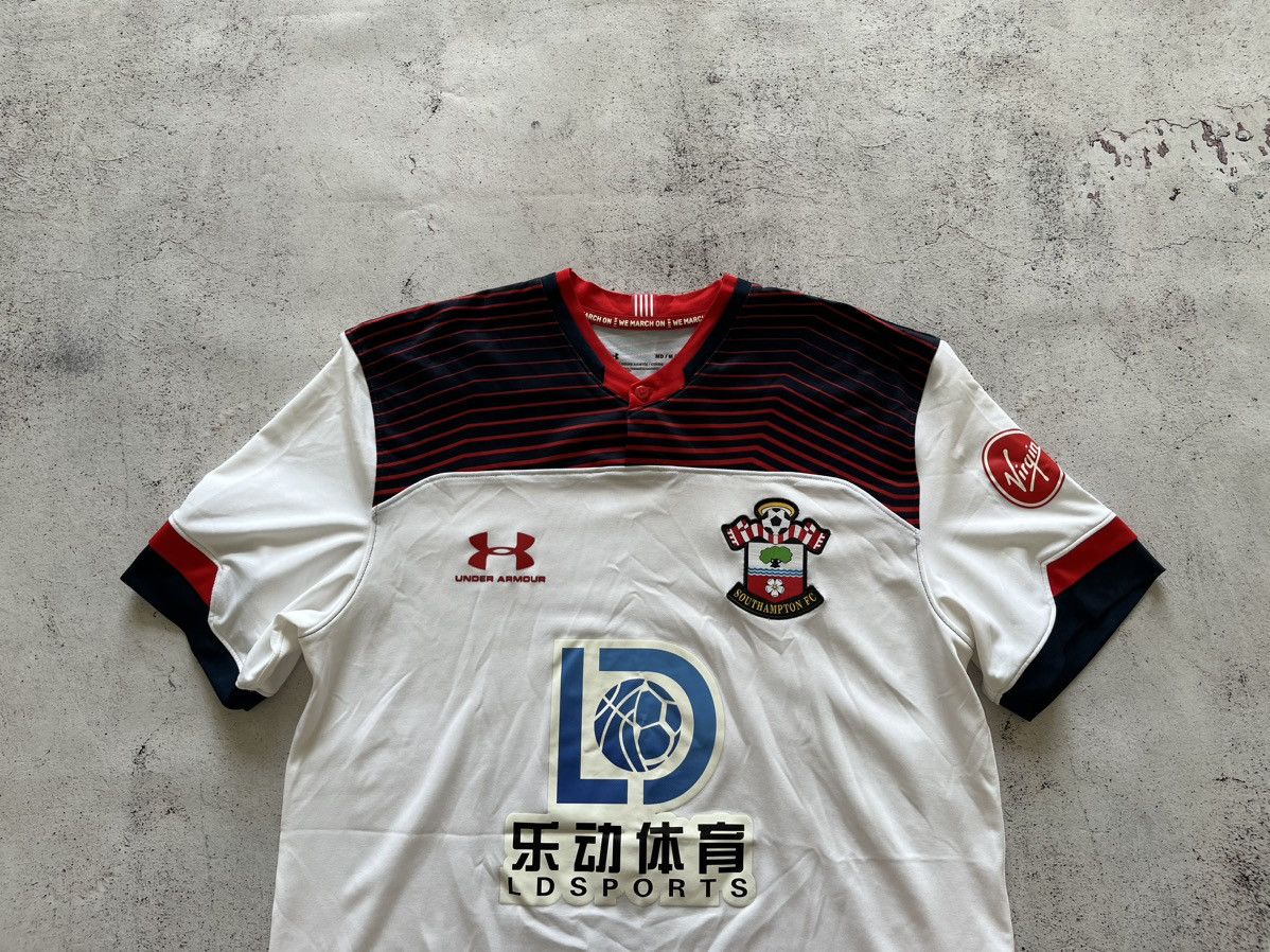 Under Armour SOUTHAMPTON 2020 2021 AWAY SHIRT SOCCER JERSEY UNDER ARMOUR Size US M / EU 48-50 / 2 - 2 Thumbnail