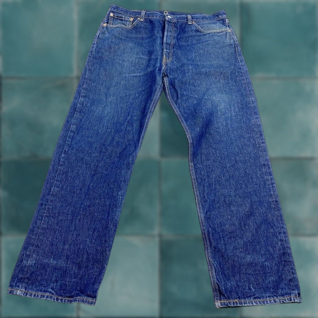 Levi's VINTAGE Levis 501 Jeans Mens 38x30 Dark wash Denim Straight 30 In Blue Men Size US 38 / EU 54 - 1 Thumbnail