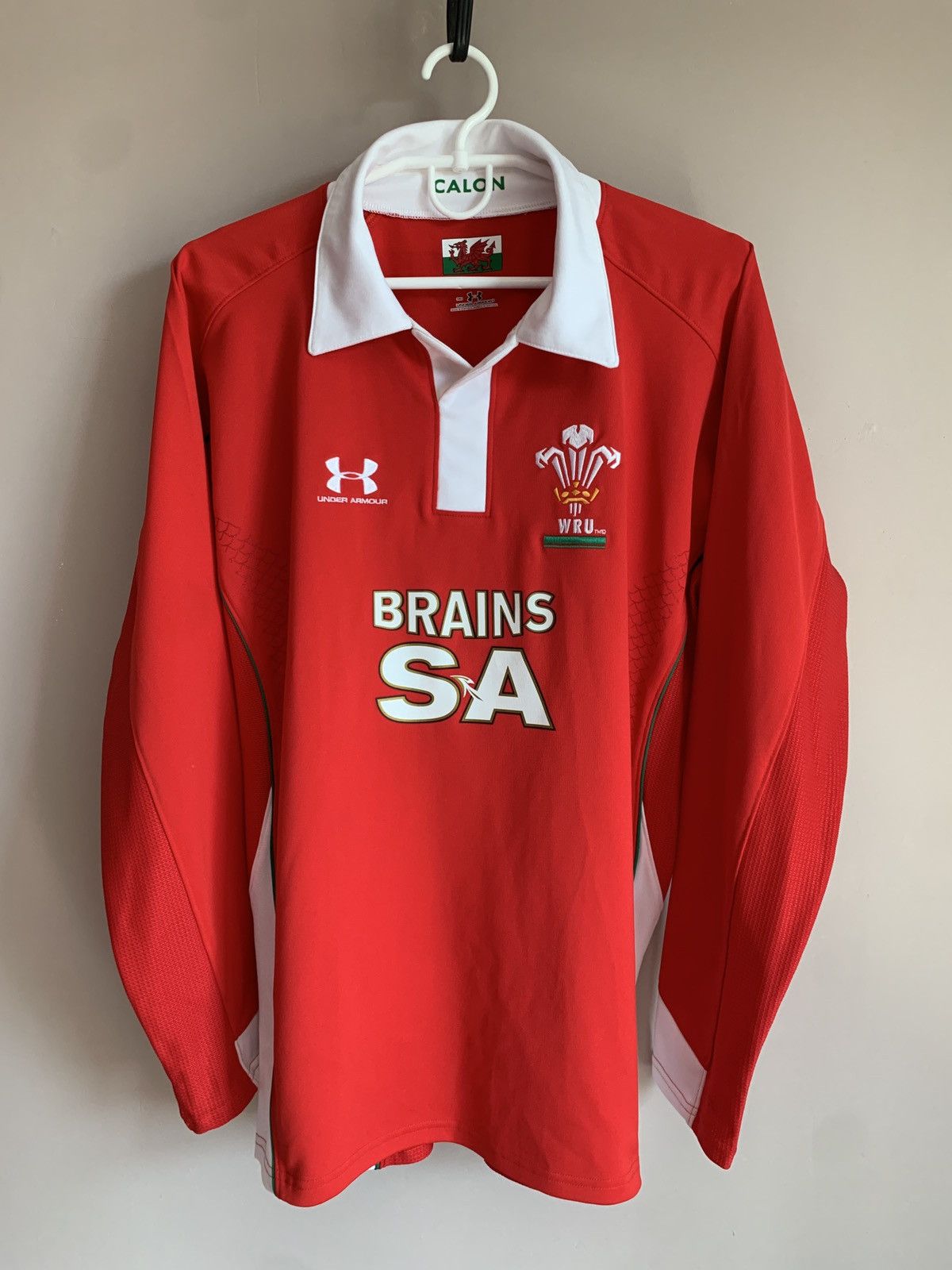 Under Armour Wales 2008 Rugby Union Shirt Under Armour Long Sleeve Sz M Size US M / EU 48-50 / 2 - 1 Thumbnail